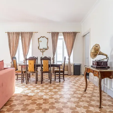 Apartment Old Town - Demini *