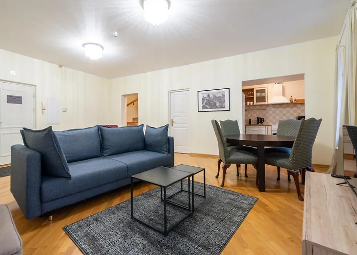 Old Town - Demini Apartment *