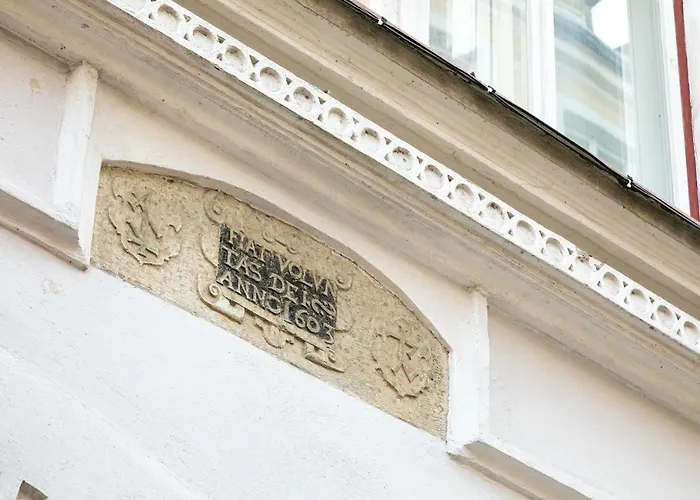 Old Town - Demini Daire