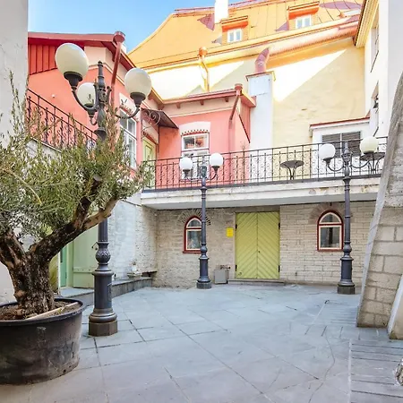 Old Town - Demini Apartmán *